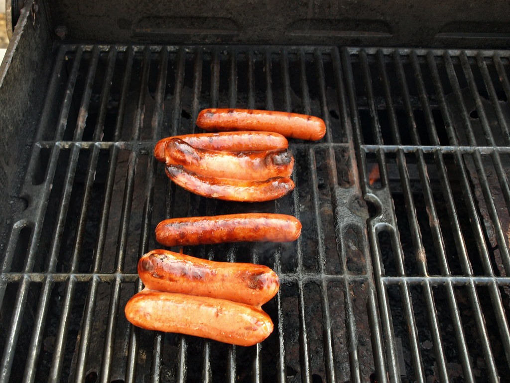 Representative image for Cooking Sausages