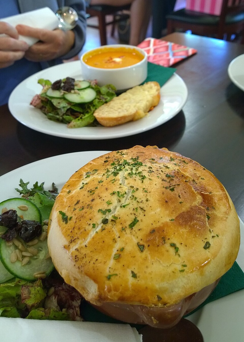Representative image for Deep-Dish Meat Pie