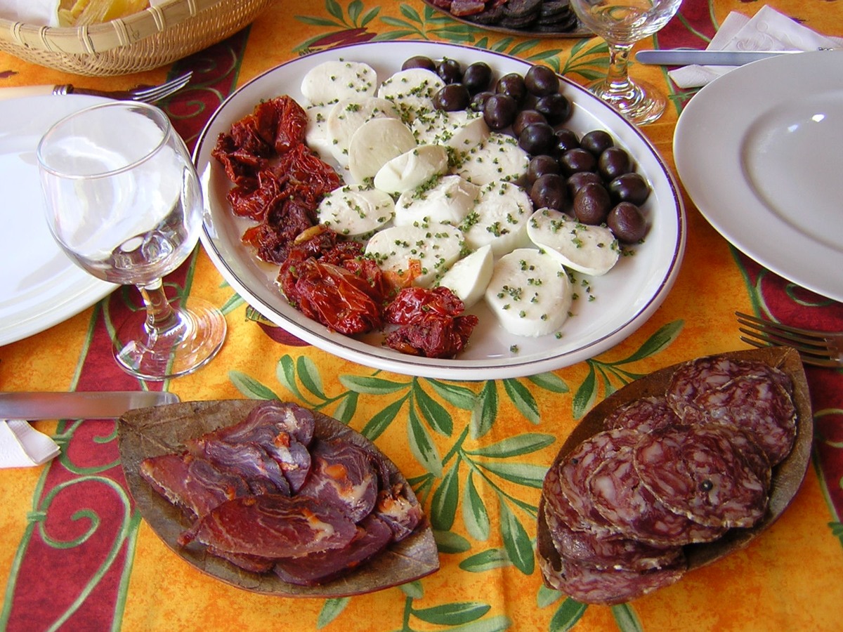 Representative image for Marinated Cheese and Olives