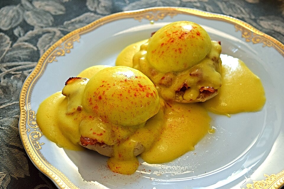Representative image for Mock Hollandaise Sauce