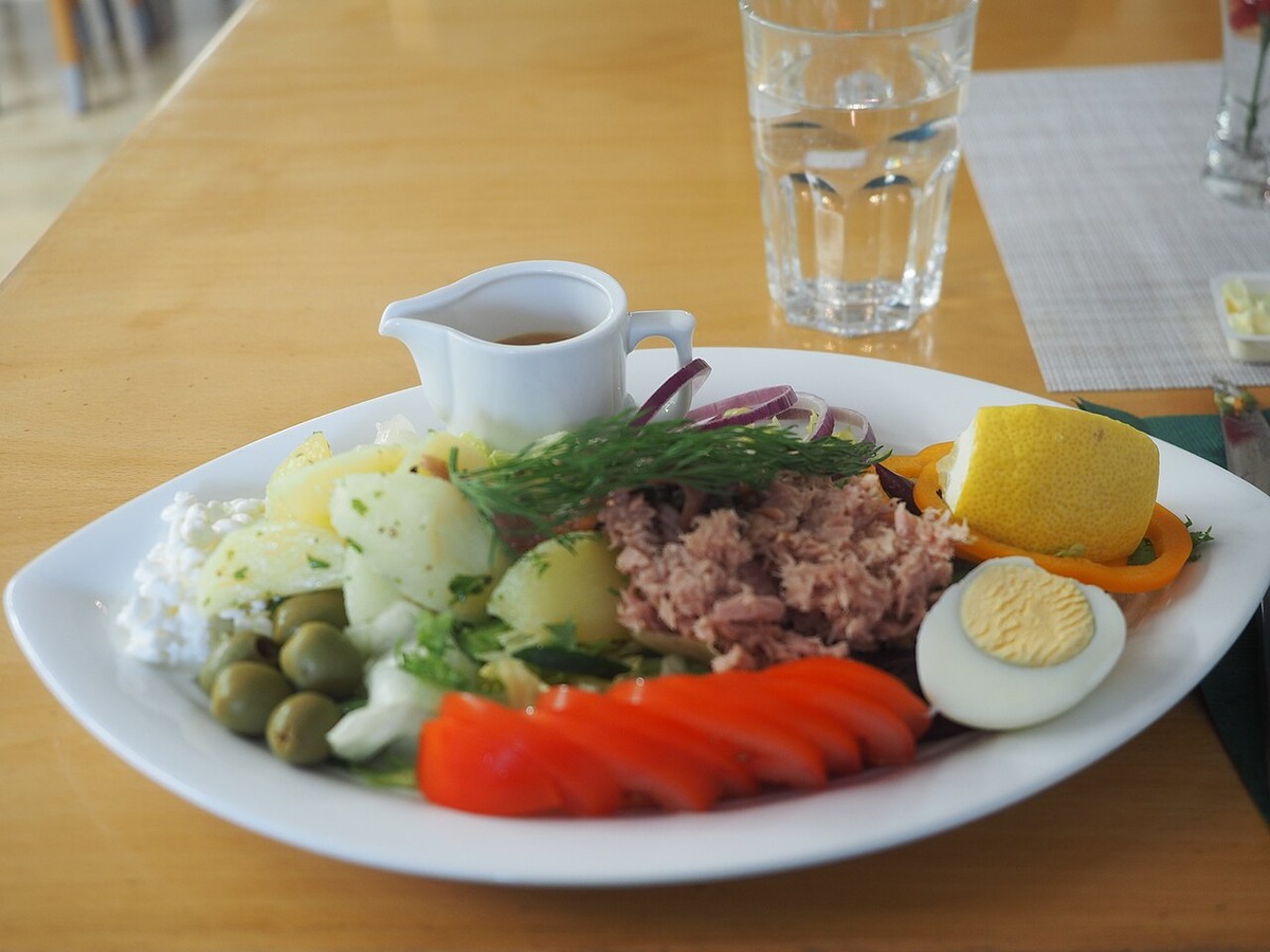 Representative image for Salad Niçoise