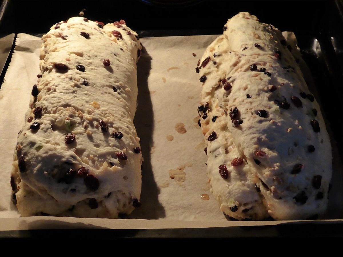 Representative image for Stollen
